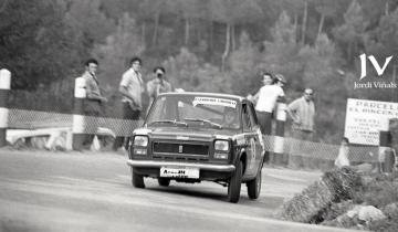 Pere Caba (Seat 127) Pujada a Sant Feliu de Codines 1973 / Foto: Jordi Viñals